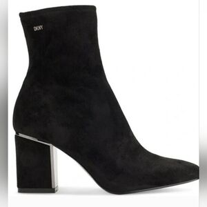 DKNY Brand Black Faux Suede Boots With Silver Accents On Heel Size 11 NIB